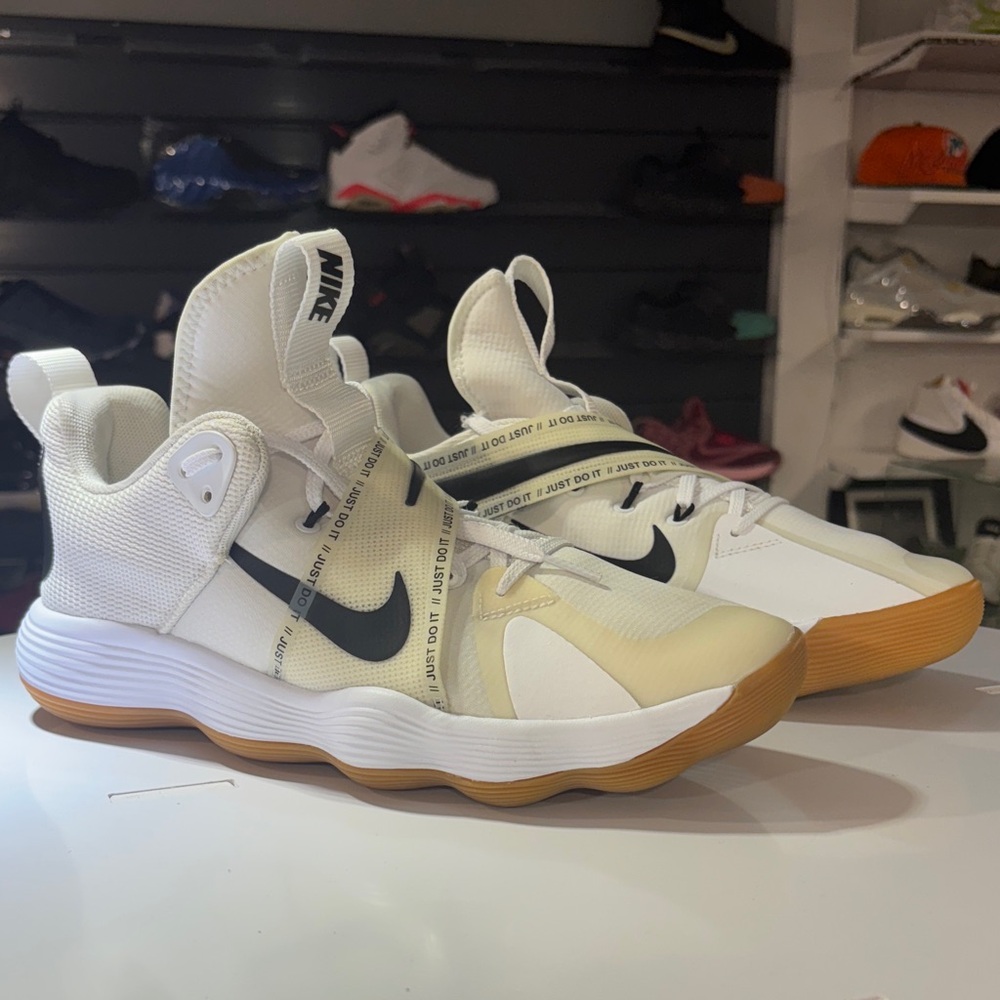 Nike React HyperSet Vollyball Shoes